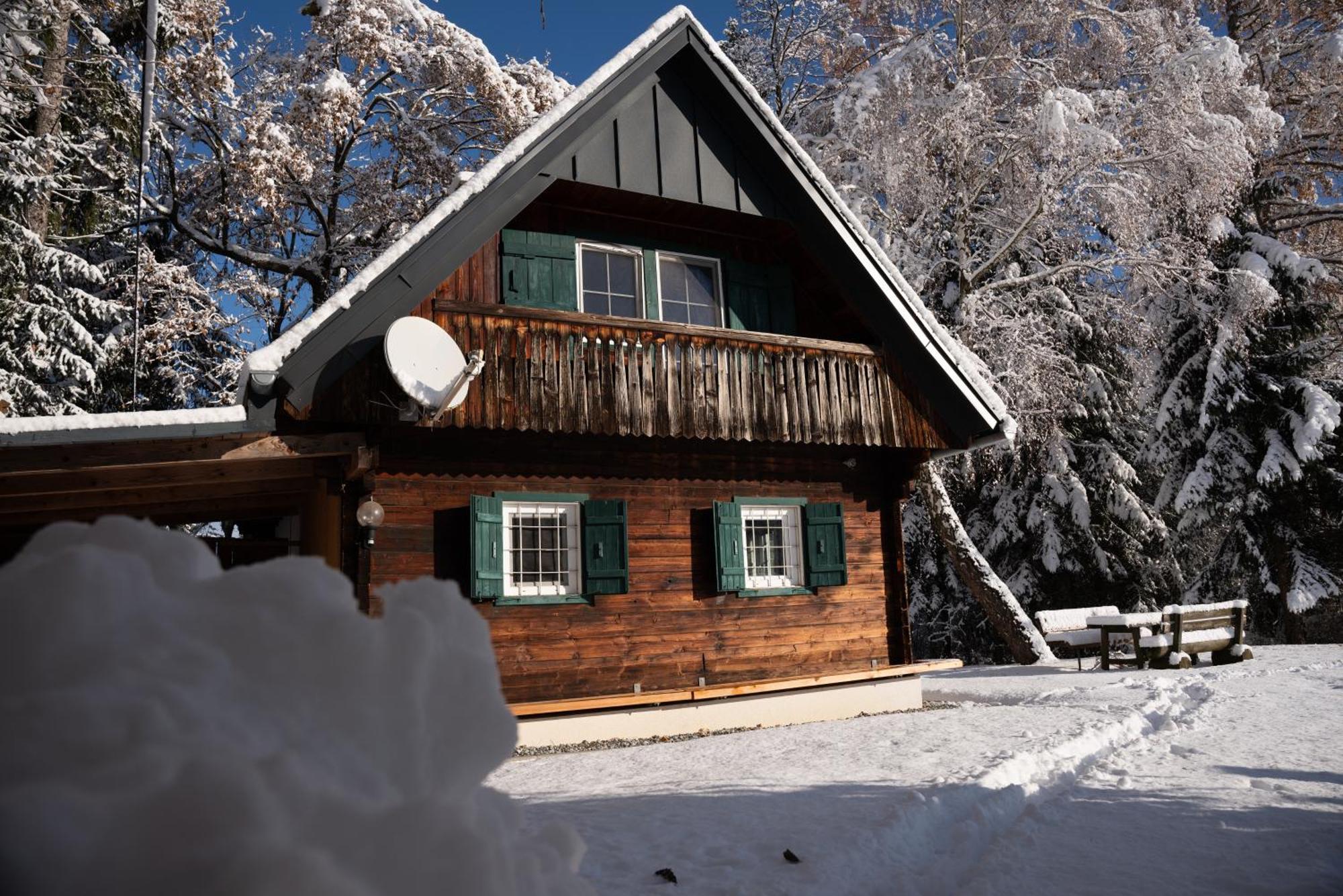 Gregor'S Ferienhaus Im Wald Edelschrott Exterior photo