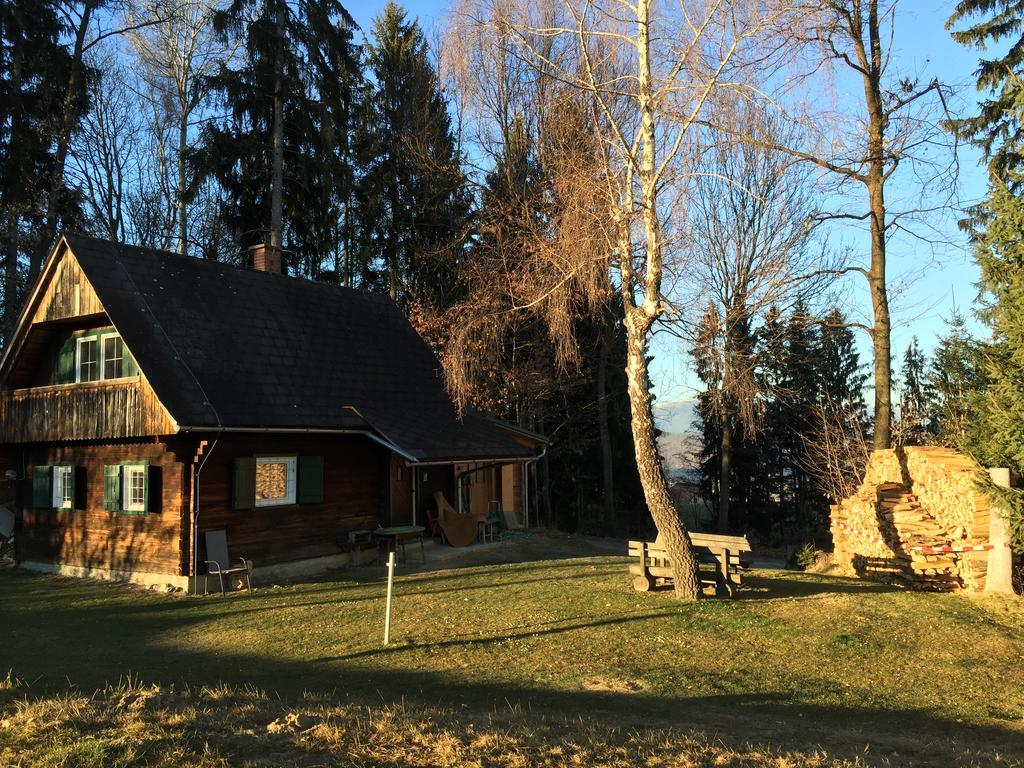 Gregor'S Ferienhaus Im Wald Edelschrott Exterior photo