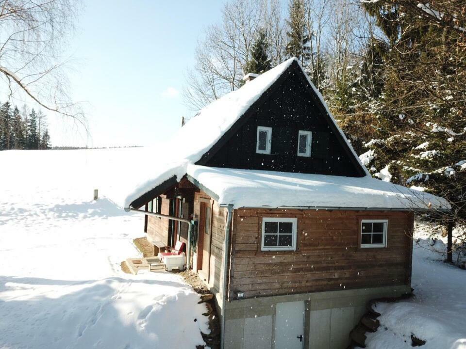 Gregor'S Ferienhaus Im Wald Edelschrott Exterior photo